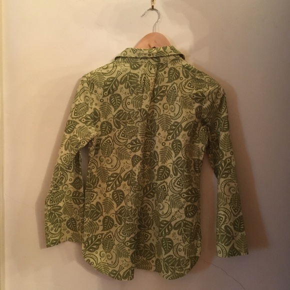 Green Floral Blouse - Picture 5 of 5